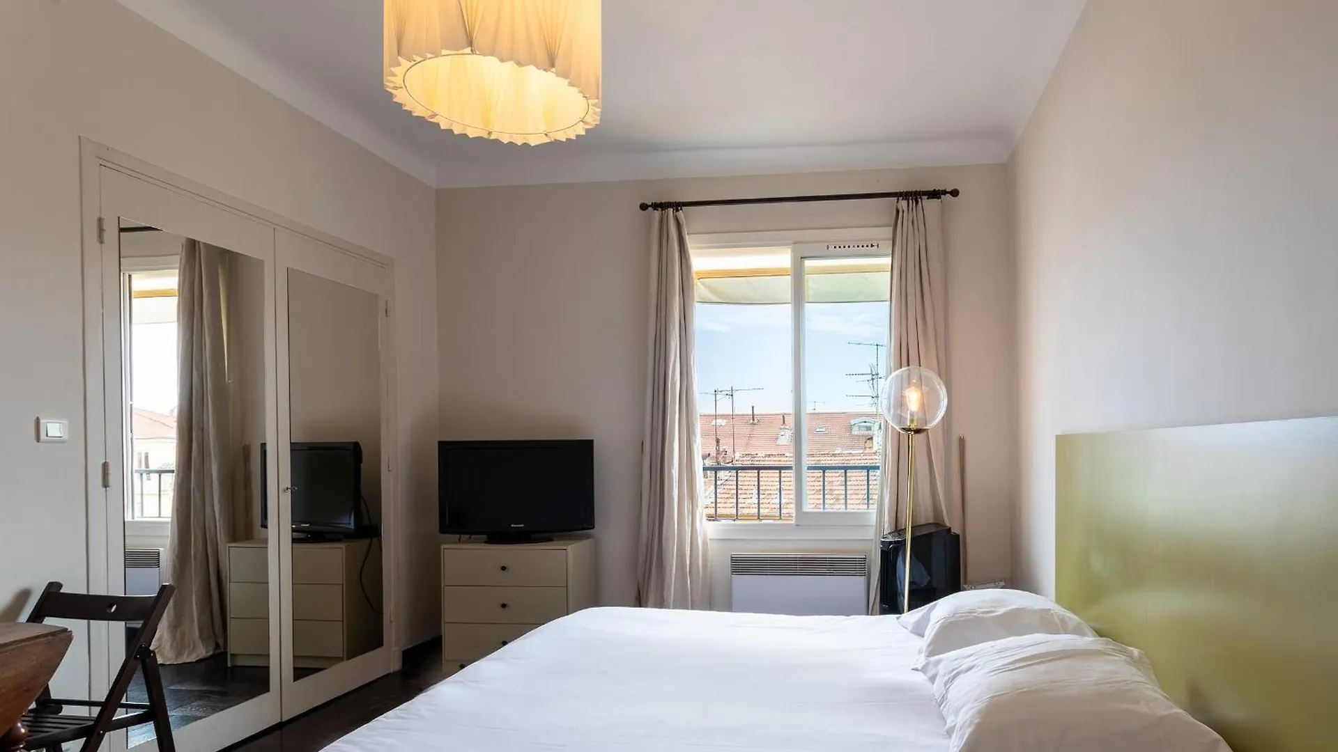 Apartment Urban Ap4346 By Riviera Holiday Homes Nice